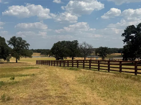831 Porter Road, Bartonville, TX 76226