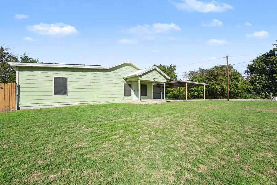613 N Merrimac Street, Weatherford, TX 76086 - #2