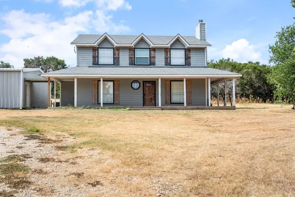 4600 Hunters Glen Court, Granbury, TX 76048