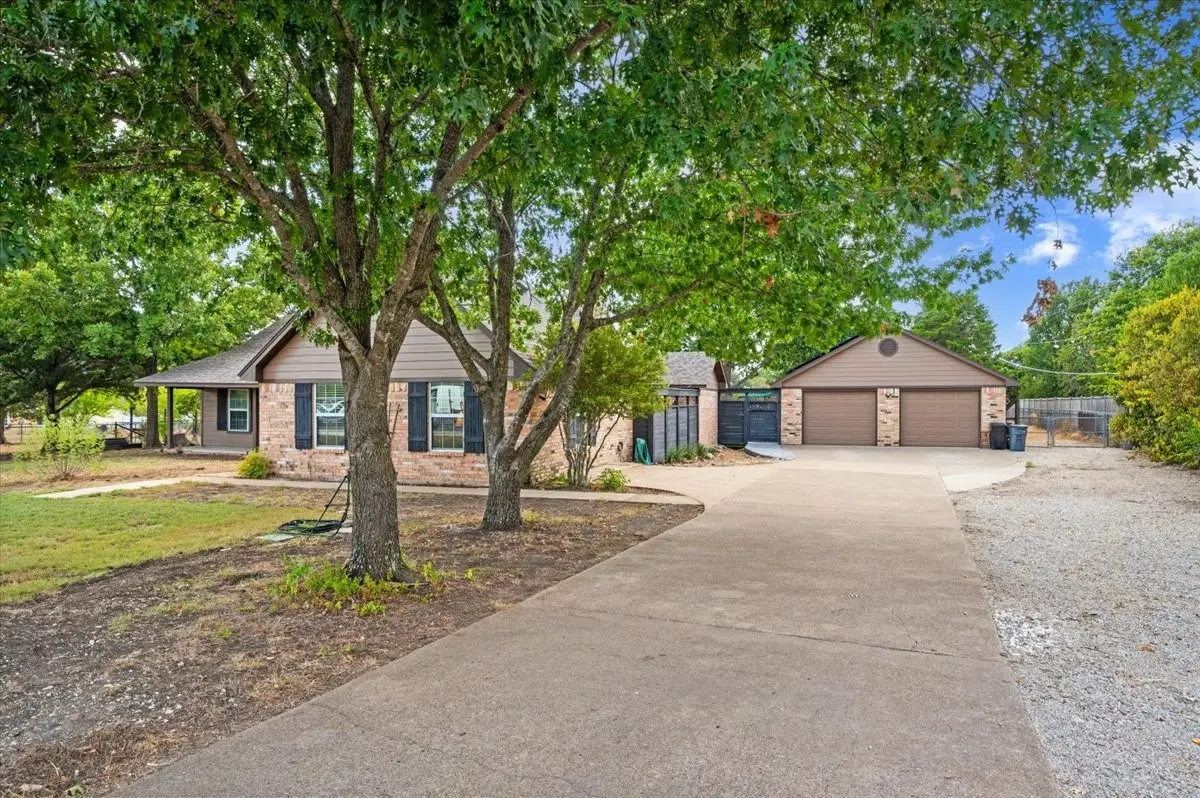 101 Randy Road, Waxahachie, TX 75165 - #1