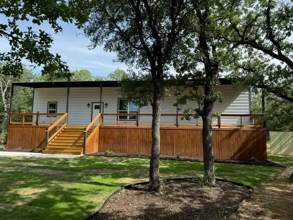 145 Greenbriar Court, Bridgeport, TX 76426