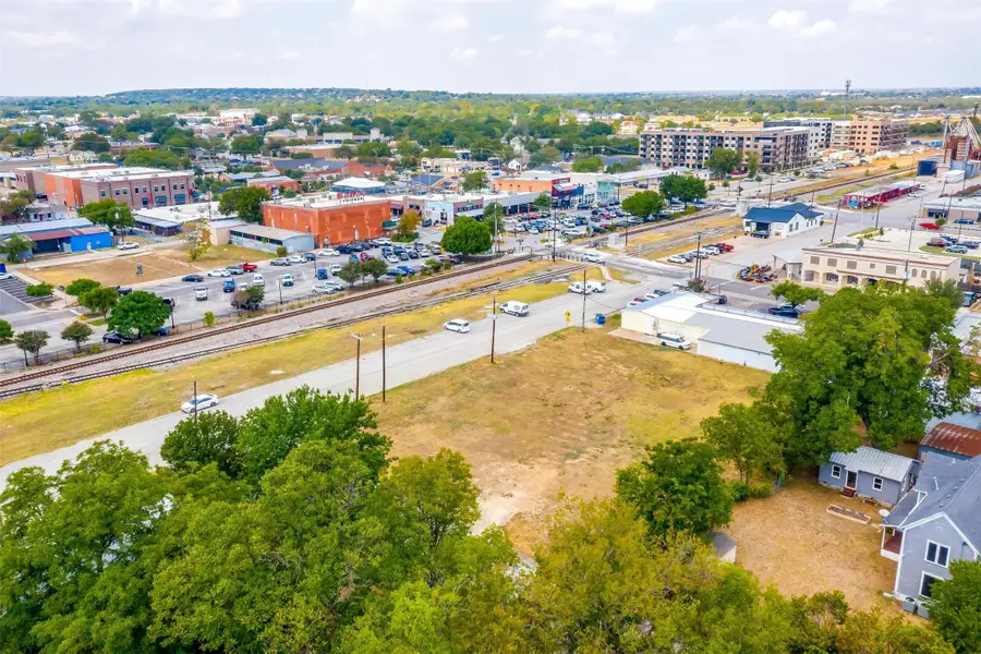 133 Commerce Corner, Burleson, TX 76028 - #2