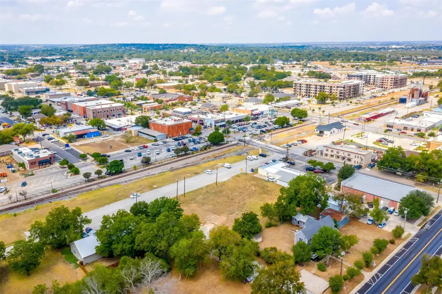 133 Commerce Corner, Burleson, TX 76028 - #3