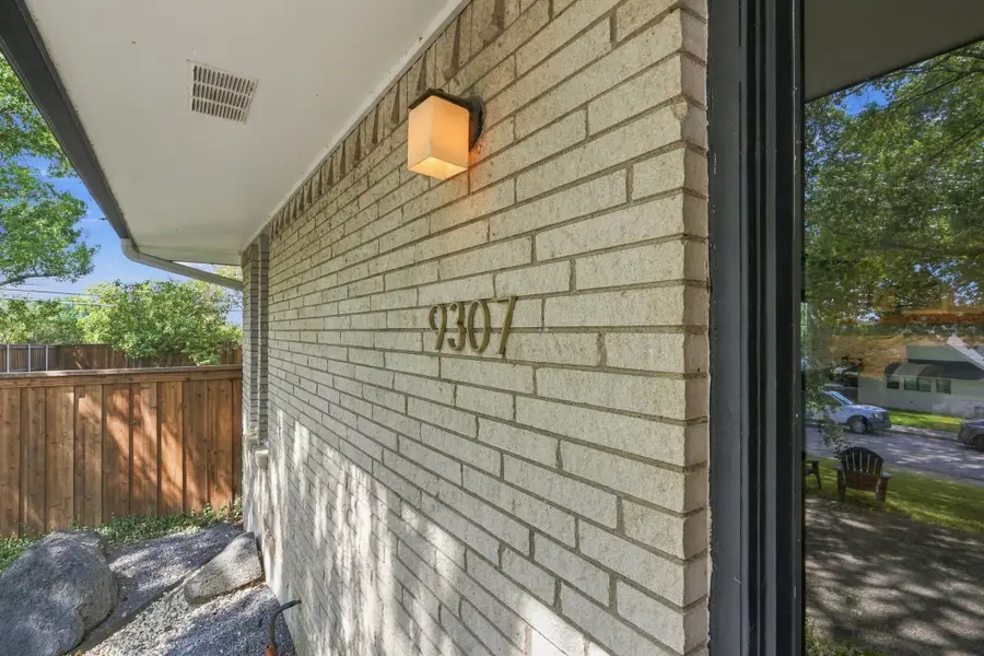 9307 Crestedge Drive, Dallas, TX 75238 - #3