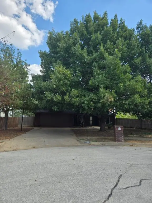850 Valley View Court, Burleson, TX 76028