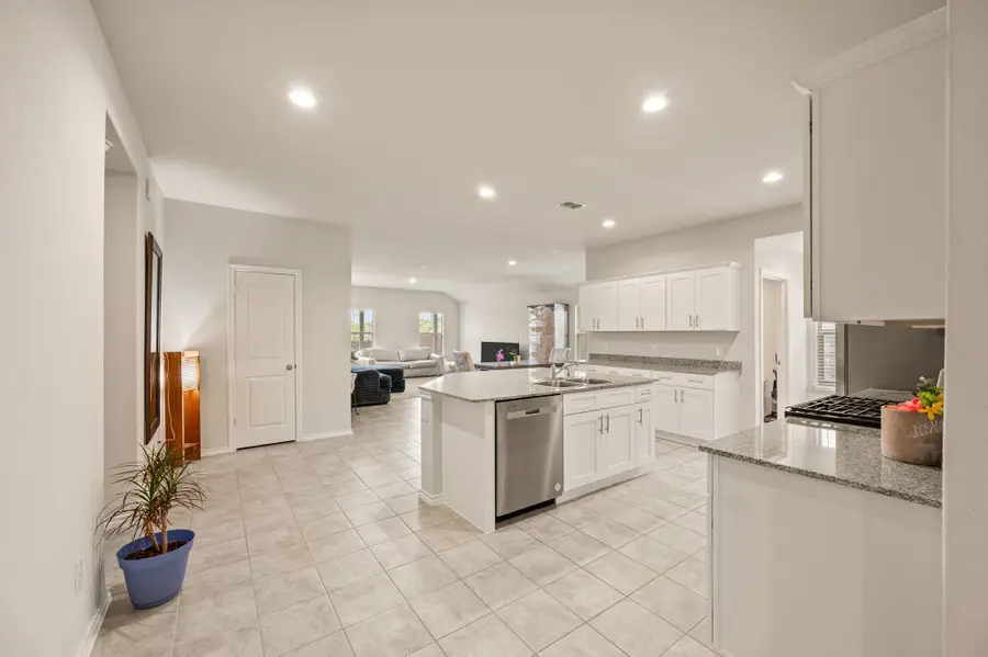 320 Sculptors Crossing, Springtown, TX 76082 - #2