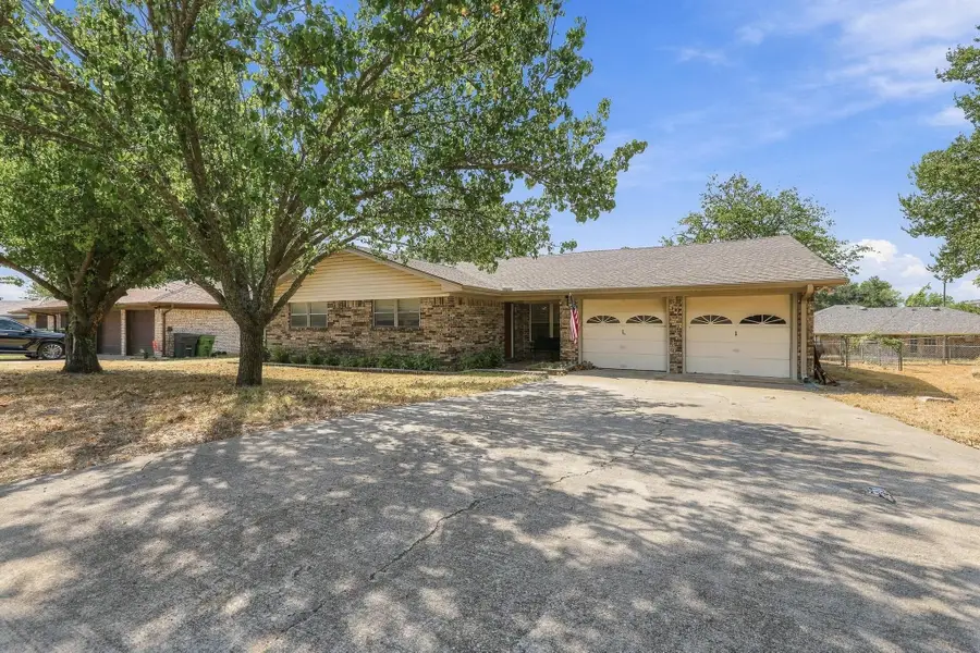 928 Maple Street, Howe, TX 75459 - #2
