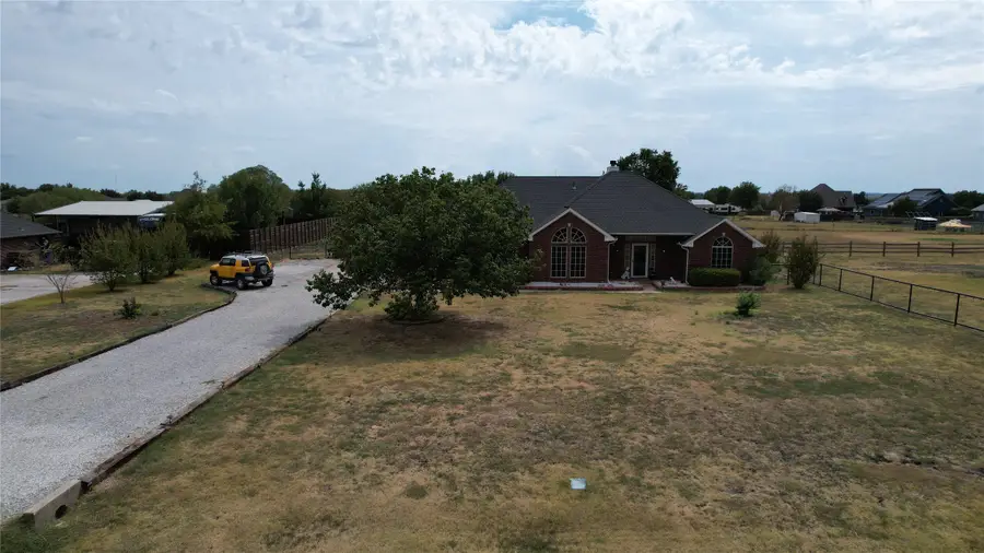 11990 Hill Country Circle, Ponder, TX 76259 - #2