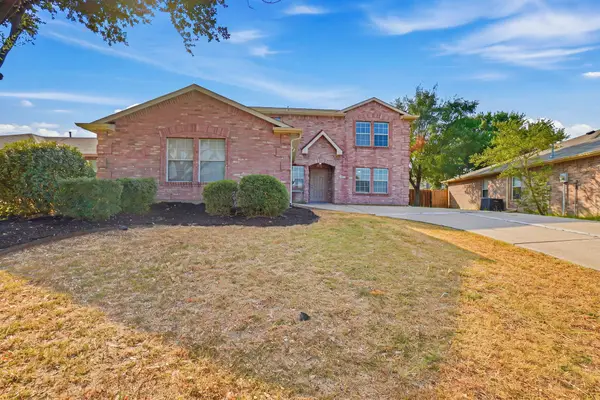 1002 Chatham Lane, Forney, TX 75126