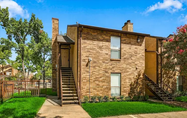 1901 Cloisters Drive #920, Arlington, TX 76011