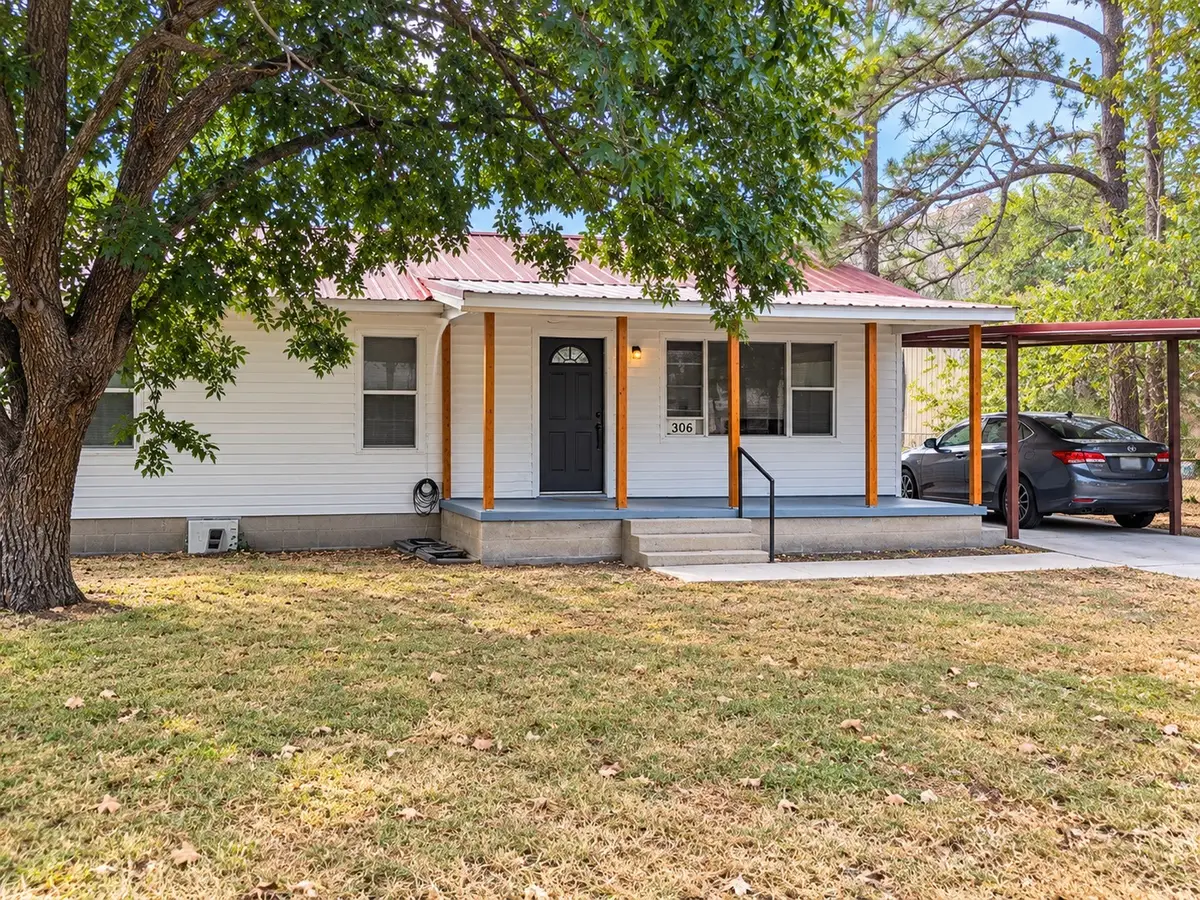 306 S Oak Lane, Tolar, TX 76476 - #1