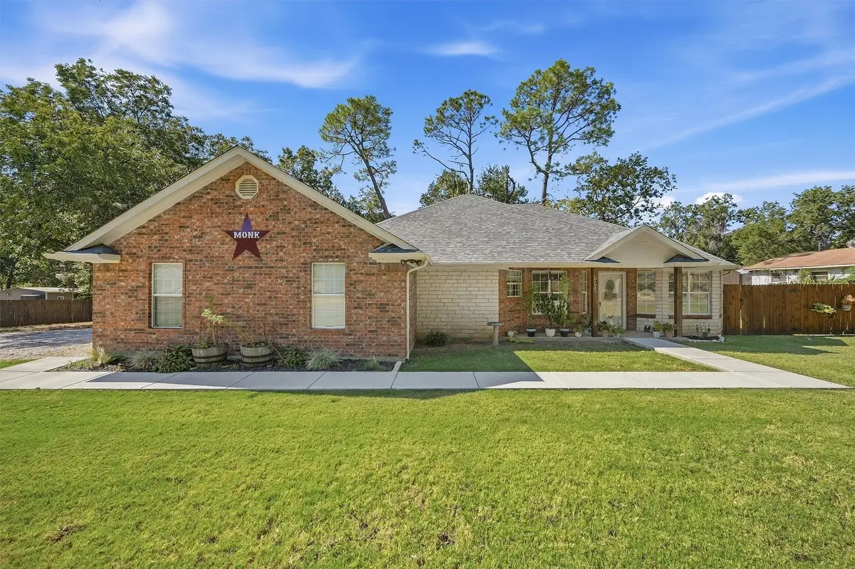 173 Graves Circle, Pottsboro, TX 75076 - #1