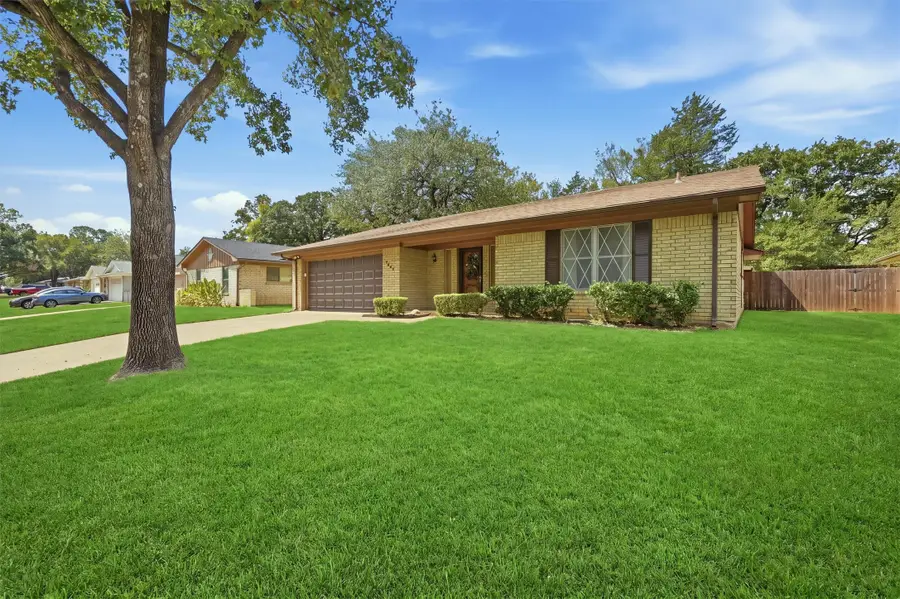 2403 Caprice Avenue, Denison, TX 75020 - #2