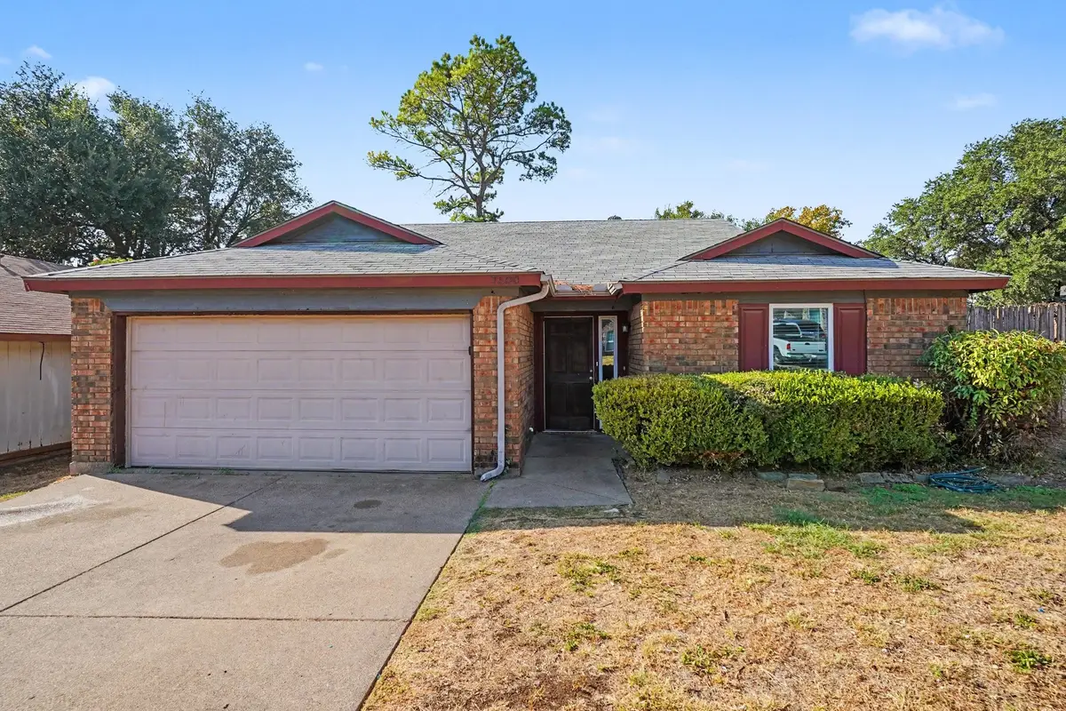 7500 Little Rock Lane, Fort Worth, TX 76120 - #1