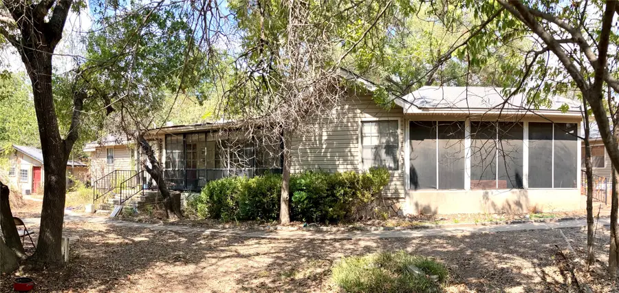 2804 Maplewood Street, Granbury, TX 76048 - #2