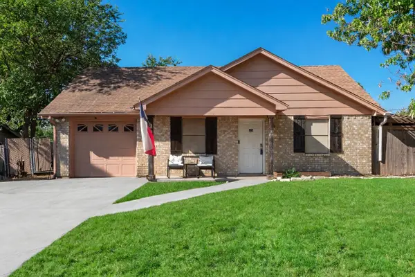 837 Blue Ridge Drive, Burleson, TX 76028