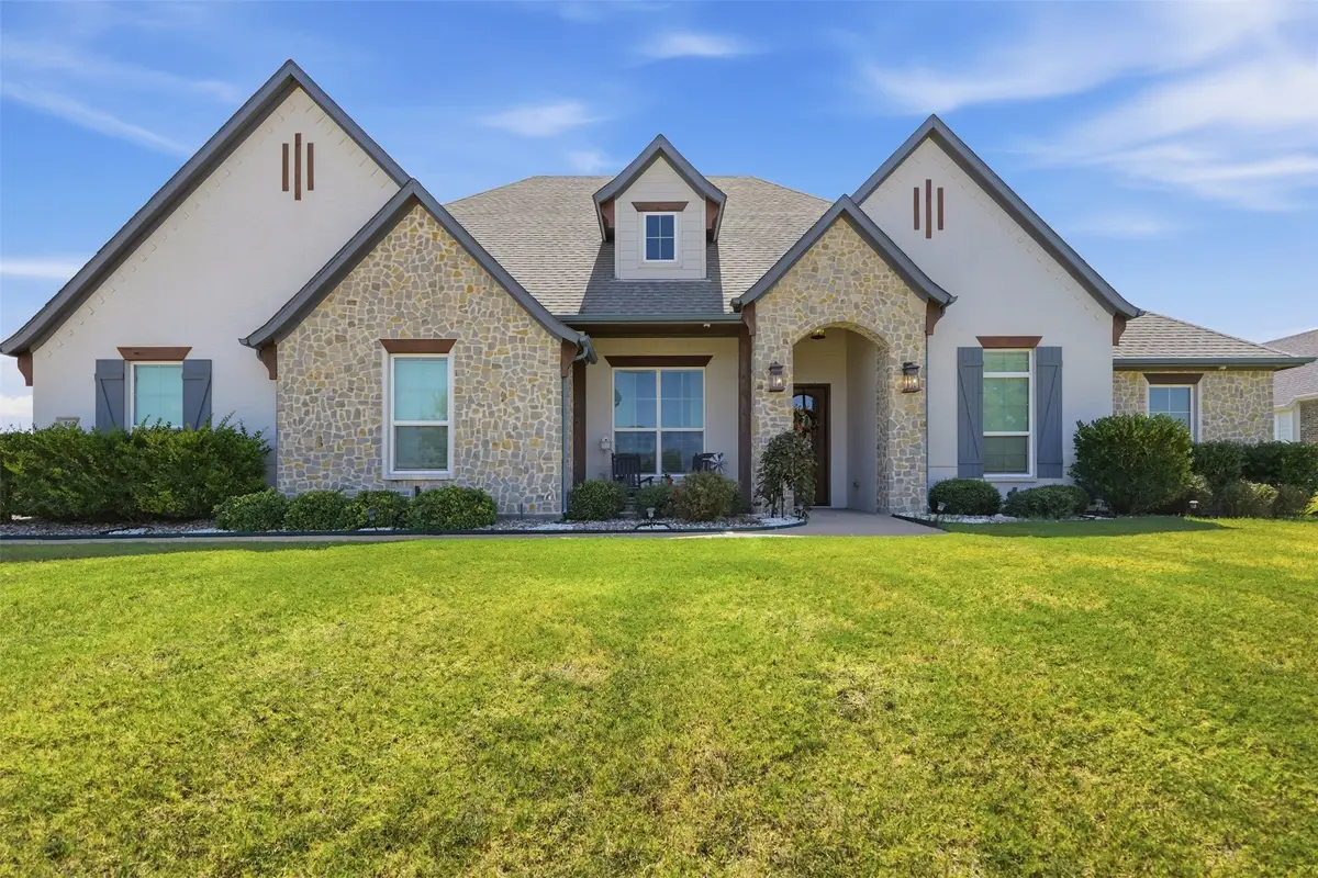 860 San Saba E, Midlothian, TX 76065 - #1
