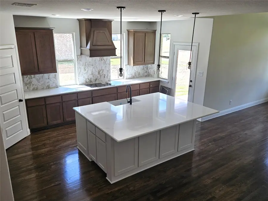 3204 Windmill Road, Van Alstyne, TX 75495 - #2