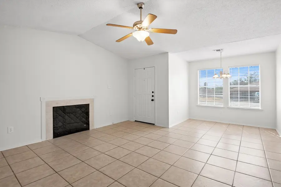 811 Woodland Court, Kennedale, TX 76060 - #3