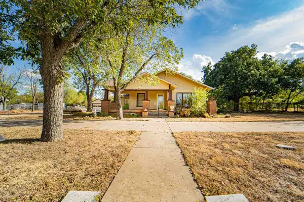 901 W Hullum Street, Breckenridge, TX 76424