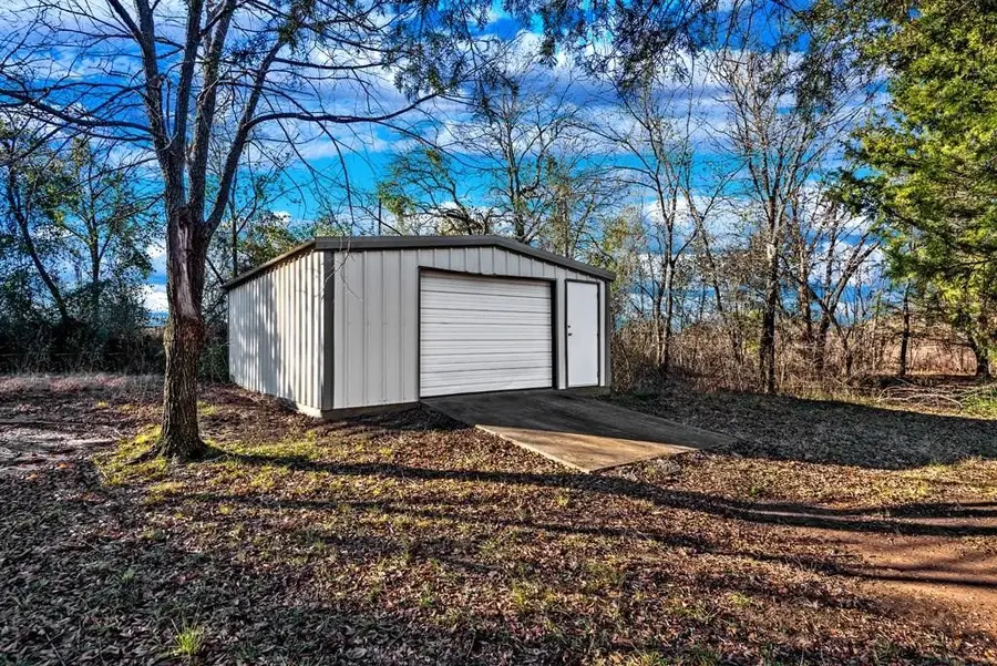 115 Elm Creek, Pottsboro, TX 75076 - #2