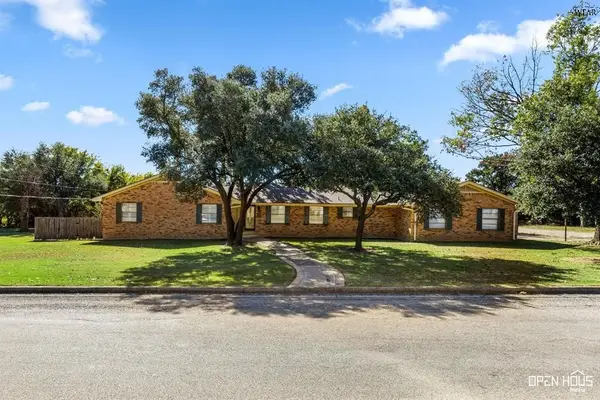 1701 E Spring Street, Henrietta, TX 76365