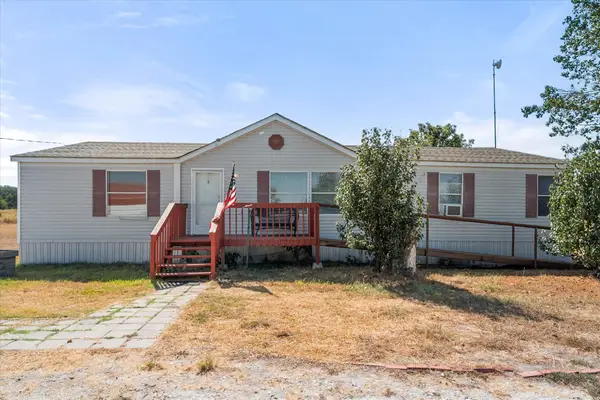 14181 Fm 639, Barry, TX 75102