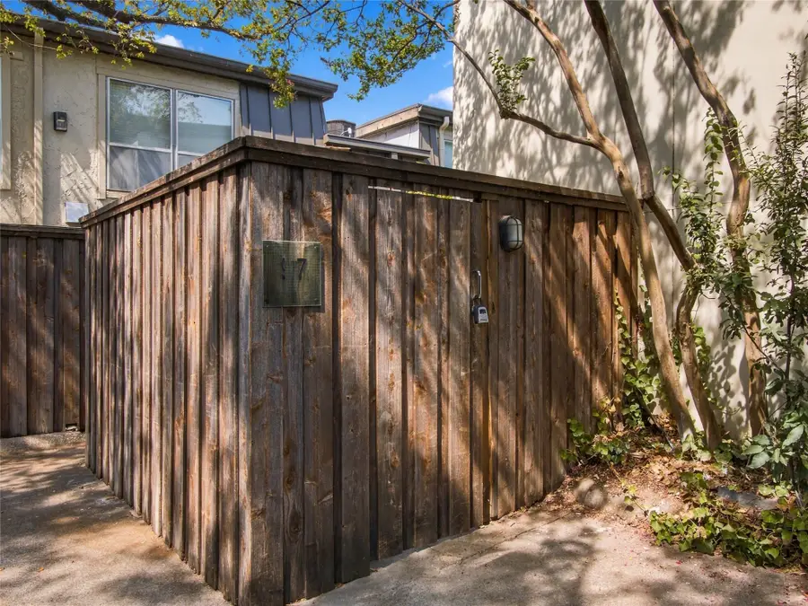 4414 Buena Vista Street #17, Dallas, TX 75205 - #3