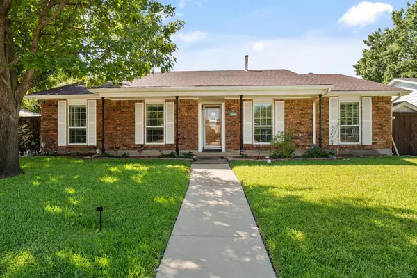 1813 Dodge Trail, Grand Prairie, TX 75052