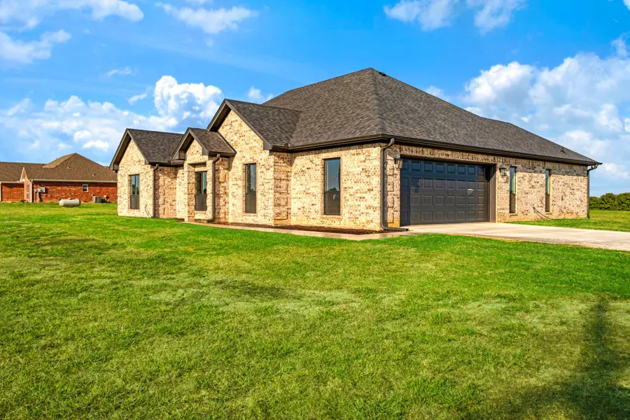 461 S Fm 196, Blossom, TX 75416 - #3