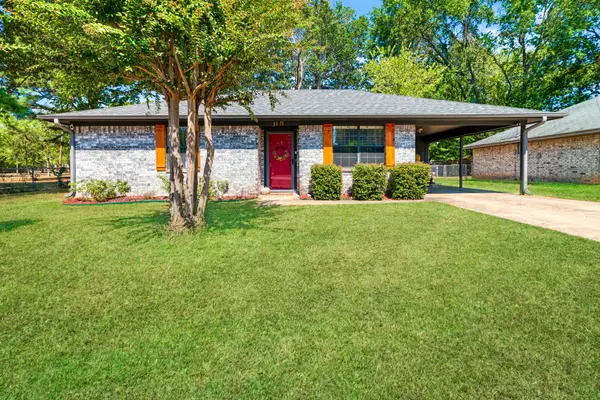 6275 Inwood Drive, Reno, TX 75462