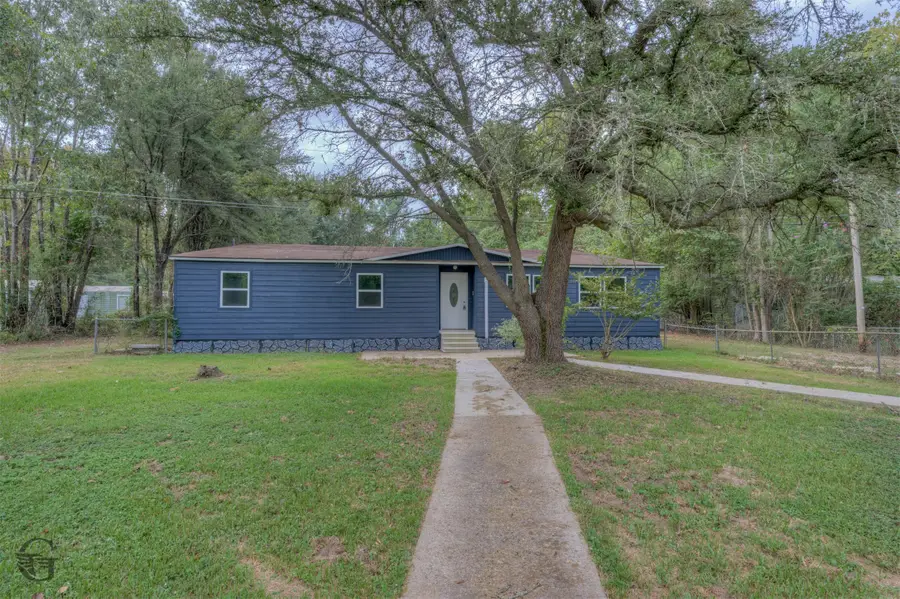 209 W Jackson Avenue, Haughton, LA 71037 - #2