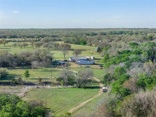2313 E Us Highway 79, Rockdale, TX 76567