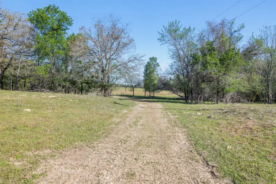 2313 E Us Highway 79, Rockdale, TX 76567 - #3
