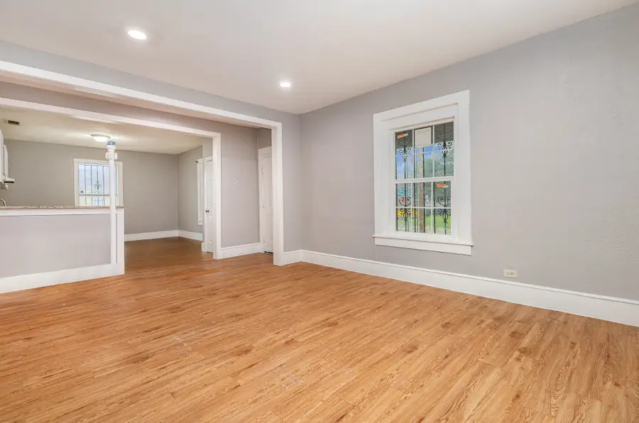 2602 Lenway Street, Dallas, TX 75215 - #2