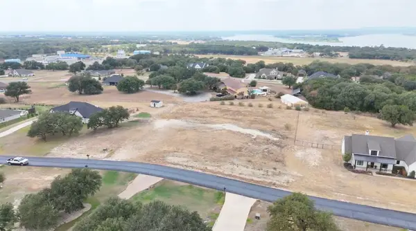 157 Helton Drive, Granbury, TX 76049