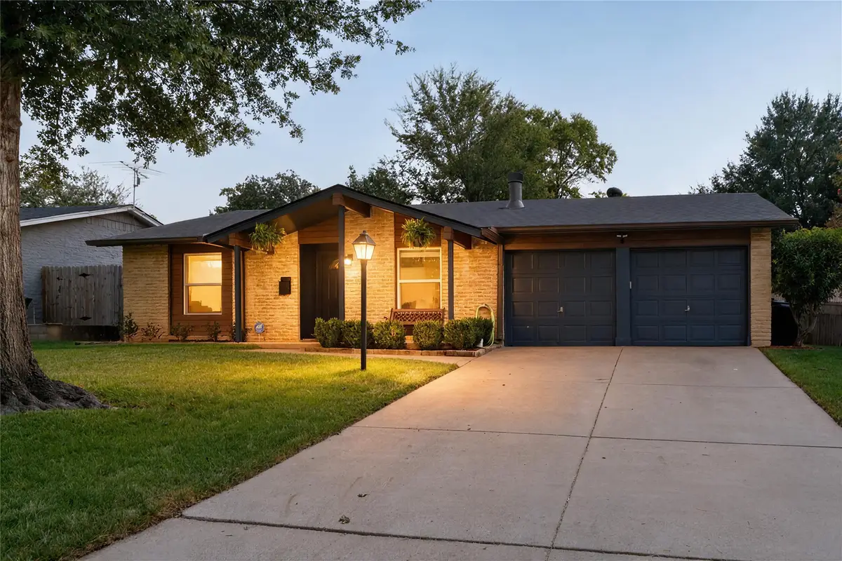 713 Shelmar Drive, Euless, TX 76039 - #1