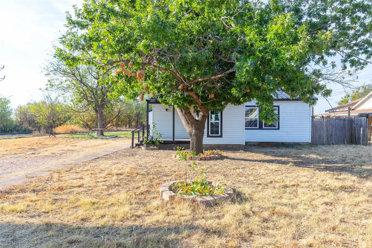 909 Lane Avenue, Abilene, TX 79601 - #1