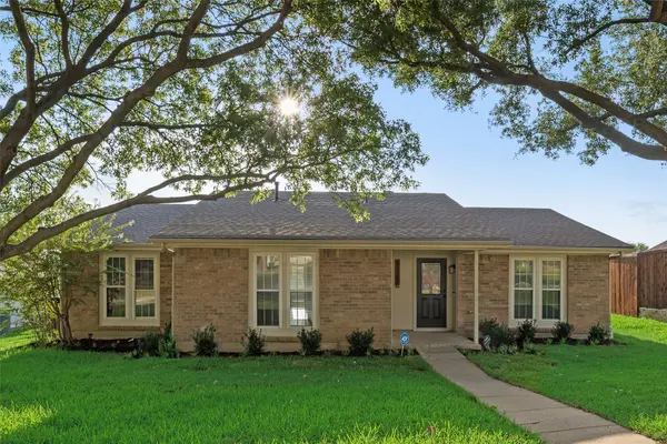 3711 Grasmere Drive, Carrollton, TX 75007
