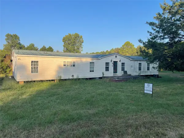 7502 Dawes Road, Mooringsport, LA 71060