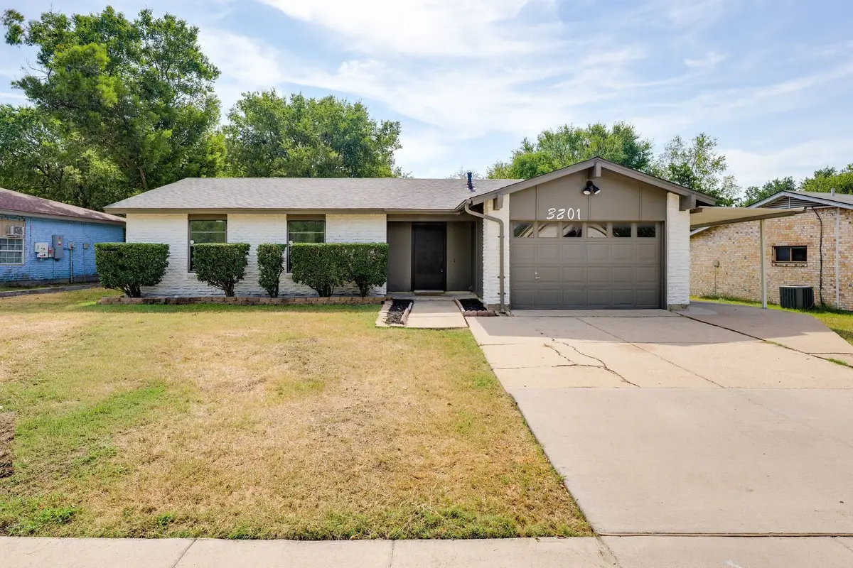 3201 Winderemere Drive, Arlington, TX 76014 - #1