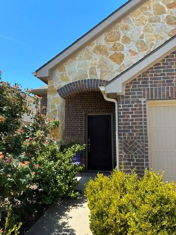 2729 Pease Drive, Forney, TX 75126