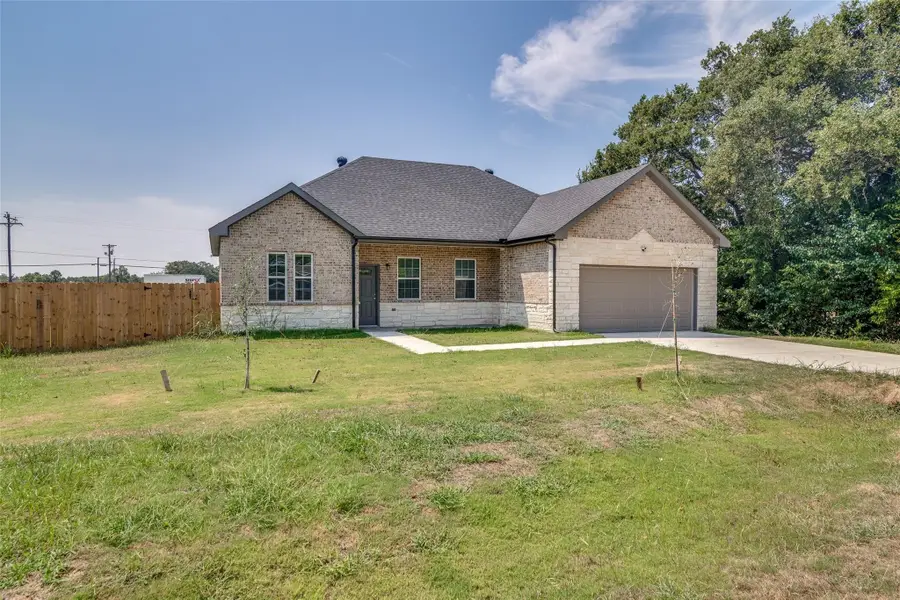 701 Lakeland Drive, West Tawakoni, TX 75474 - #2