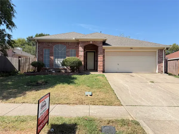 6006 Brook Forest Drive, Arlington, TX 76018