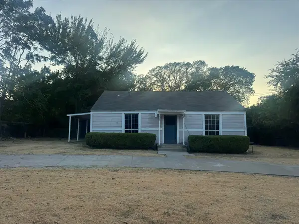 803 N Joe Wilson Road, Cedar Hill, TX 75104