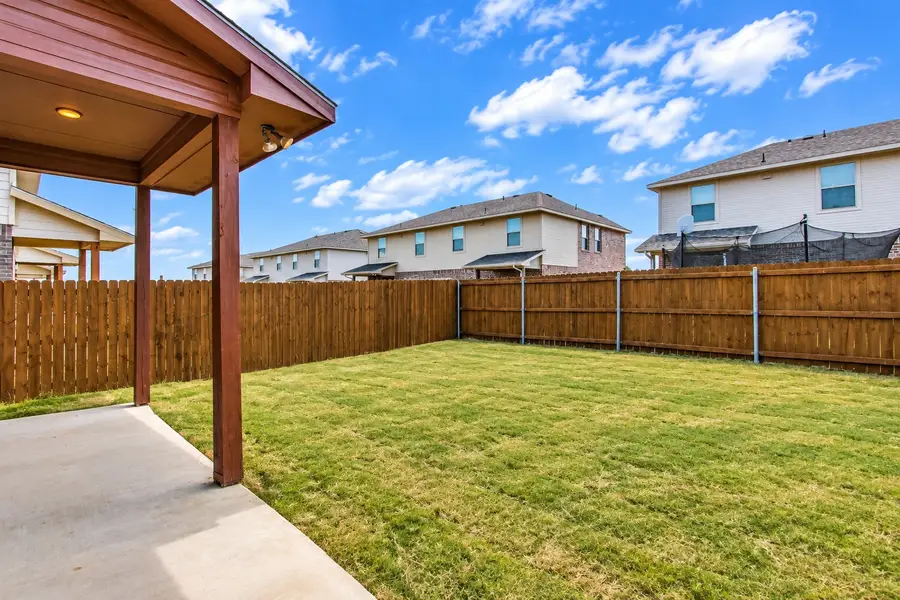 4917-4919 Sanger Circle Drive, Sanger, TX 76266 - #3