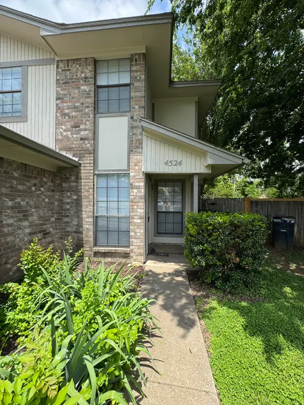 4524 Halyard Court #4524&4528, Fort Worth, TX 76135