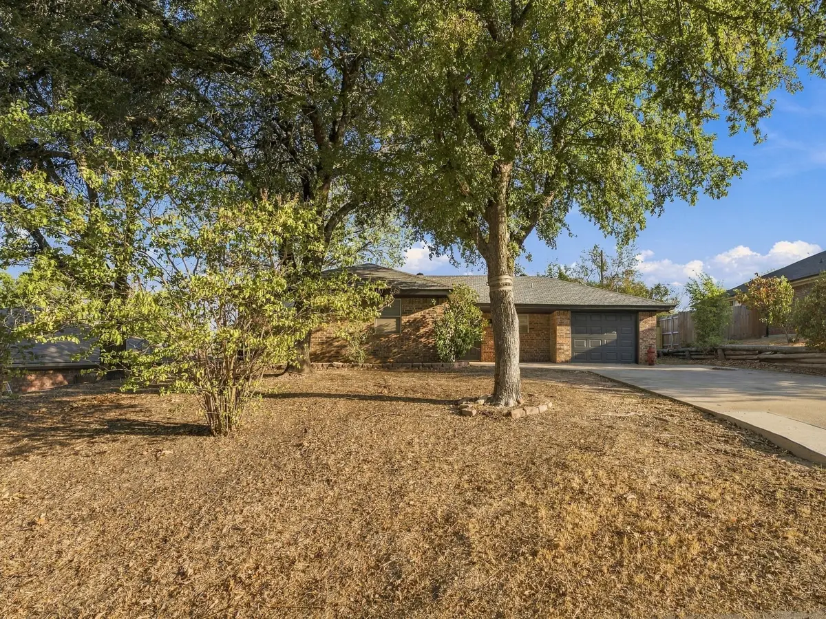 710 Parkridge Drive, Decatur, TX 76234 - #1