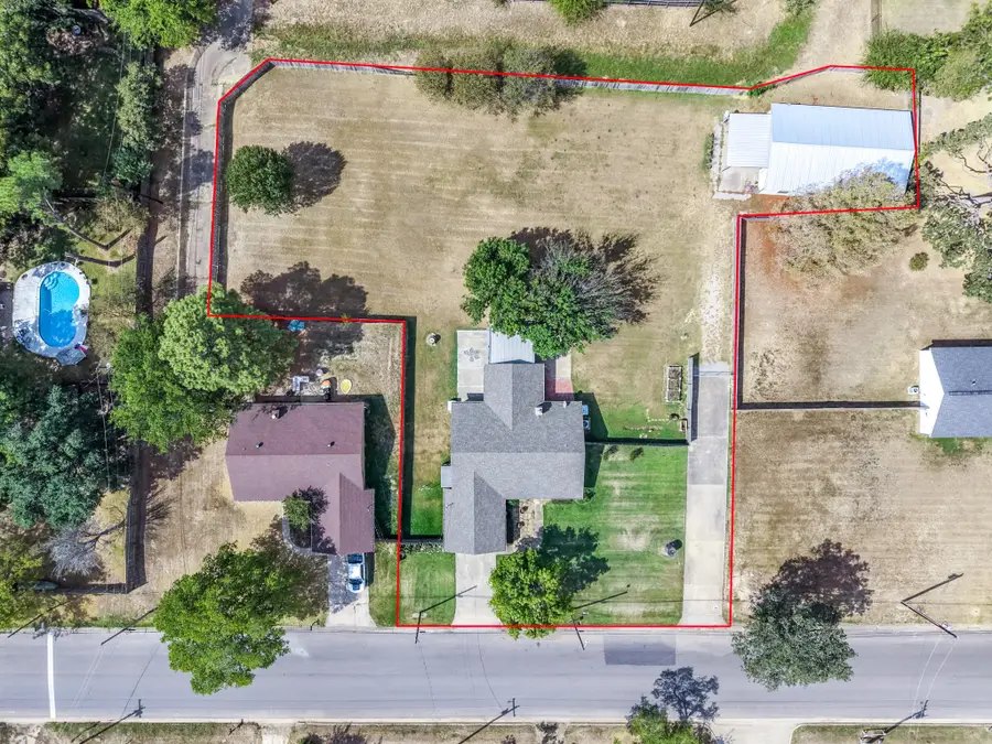 1013 Texas Street, Sulphur Springs, TX 75482 - #2