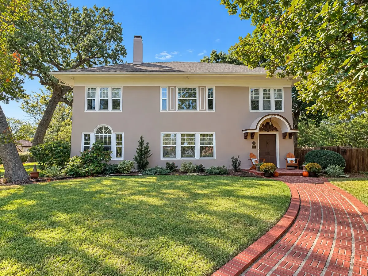 1023 W Oak Street, Denton, TX 76201 - #1